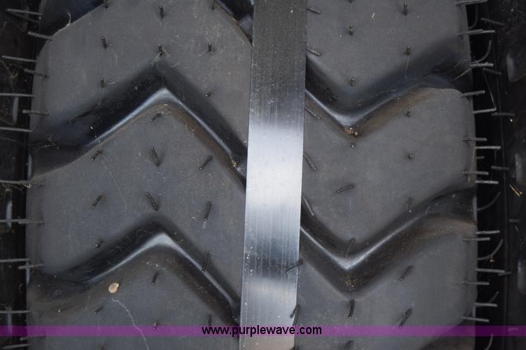 image for item AZ9018 (5) 18.00-25 tires