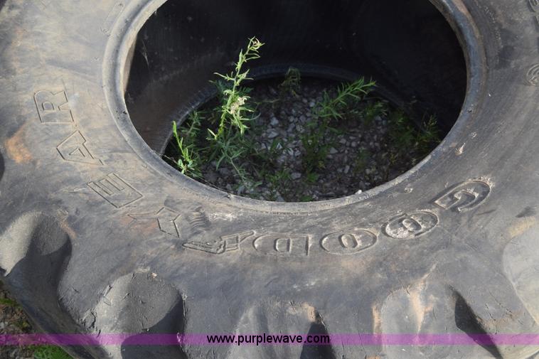 image for item AZ9019 (5) assorted 24" tires