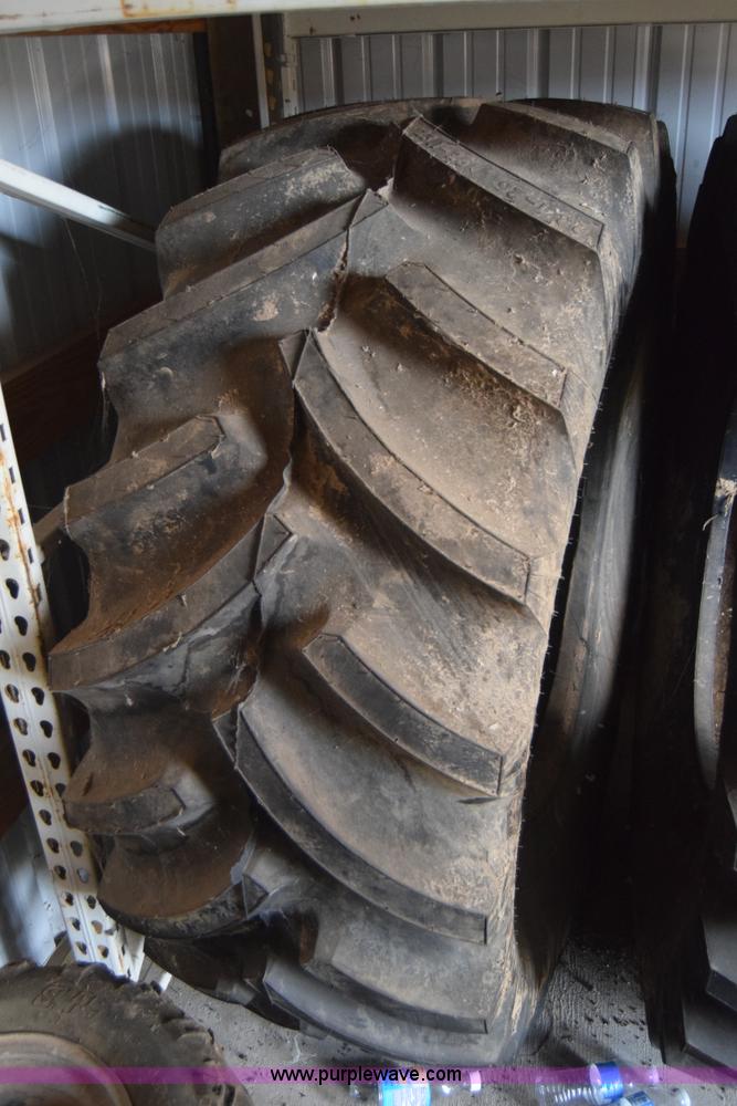 image for item AZ9020 (2) Titan 23.1-26 tires