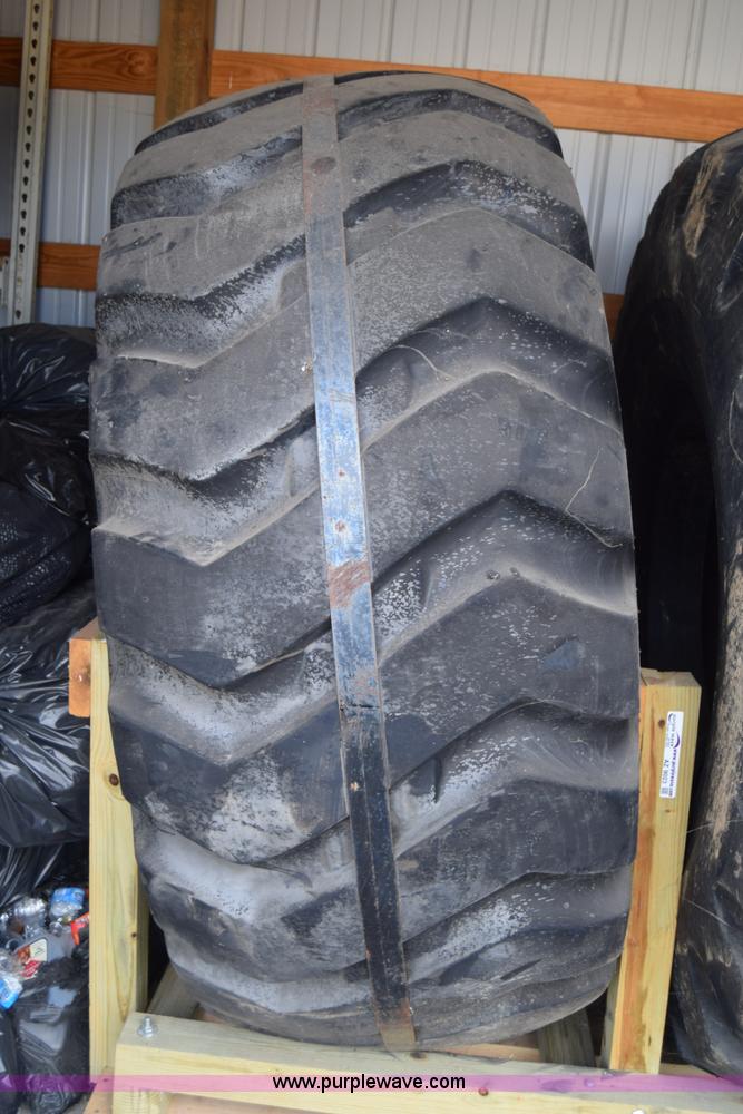 image for item AZ9023 (2) Firestone 29.5-29 tires