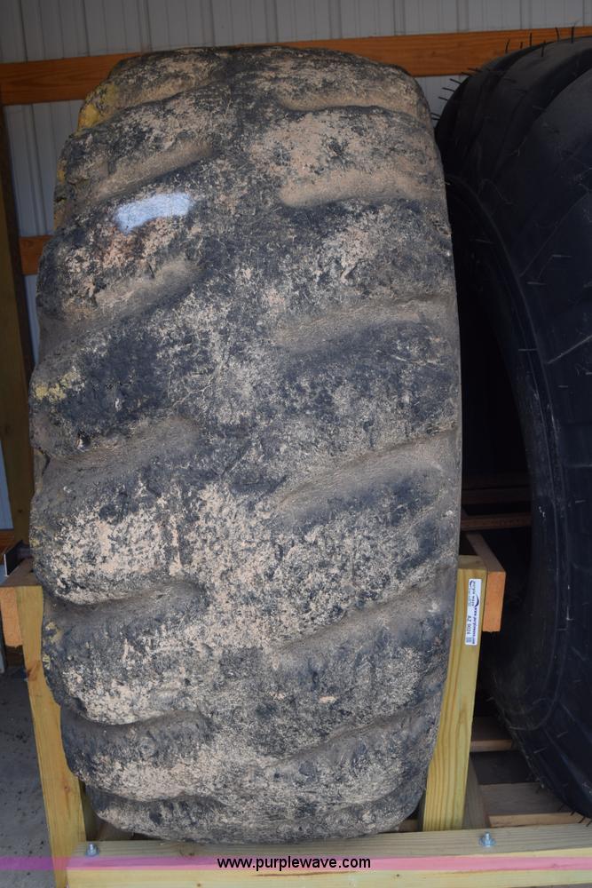 image for item AZ9024 (2) General 29.5-29 tires