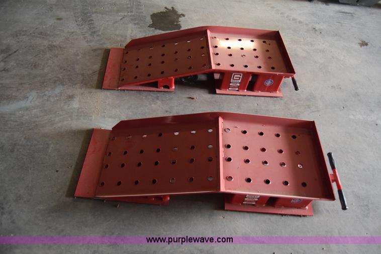 image for item AZ9025 Gray PTRW20 ramps