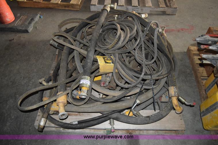 image for item AZ9026 Assorted hydraulic hoses