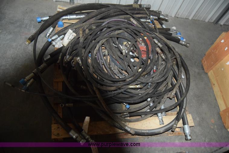 image for item AZ9026 Assorted hydraulic hoses