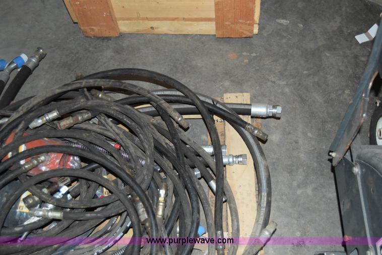 image for item AZ9026 Assorted hydraulic hoses
