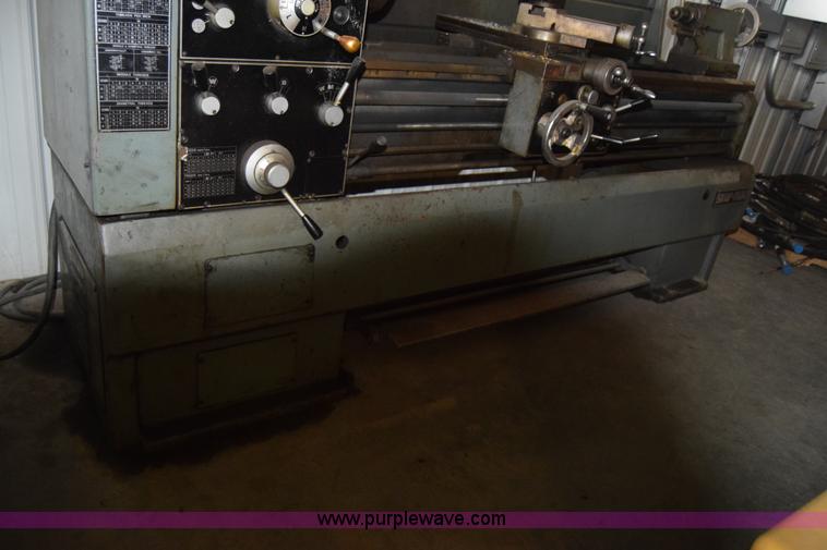 image for item AZ9027 Sharp 1760K lathe