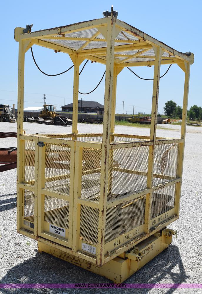 image for item AZ9032 Man basket