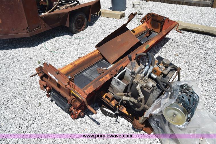 image for item AZ9034 HTC 1200 spreader