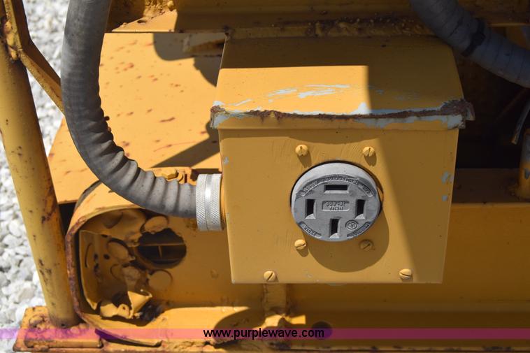 image for item AZ9035 Caterpillar D315 generator