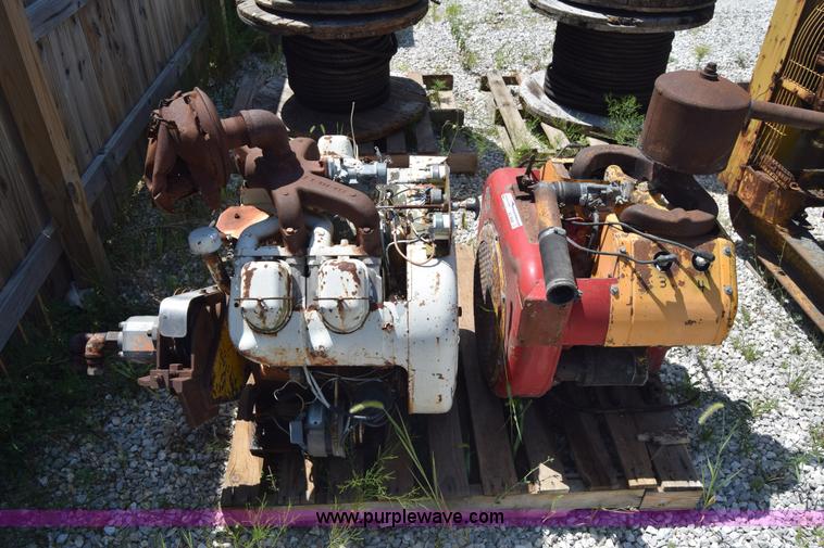 image for item AZ9040 (2) Wisconsin four cylinder diesel engines