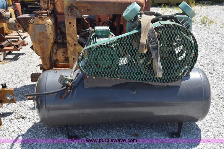 image for item AZ9047 Air compressor