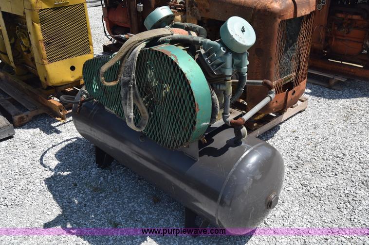 image for item AZ9047 Air compressor