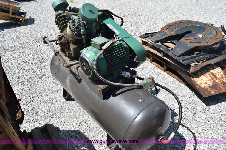 image for item AZ9047 Air compressor