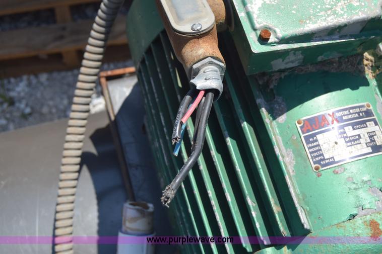 image for item AZ9047 Air compressor