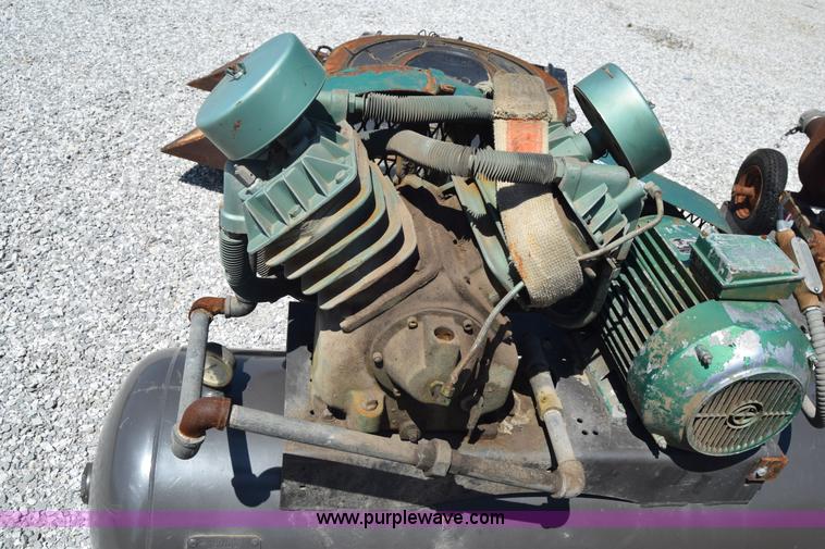 image for item AZ9047 Air compressor