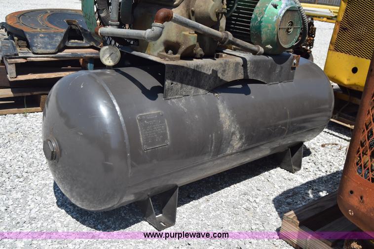 image for item AZ9047 Air compressor
