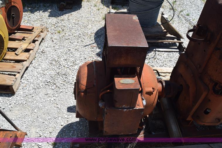 image for item AZ9048 Generator and pump