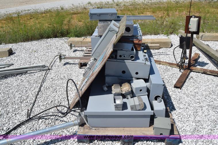 image for item AZ9050 Assorted items