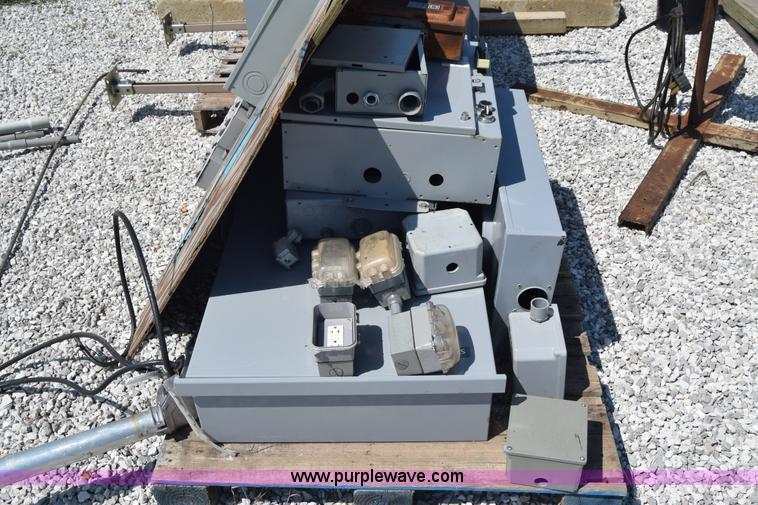 image for item AZ9050 Assorted items