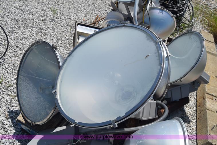 image for item AZ9050 Assorted items