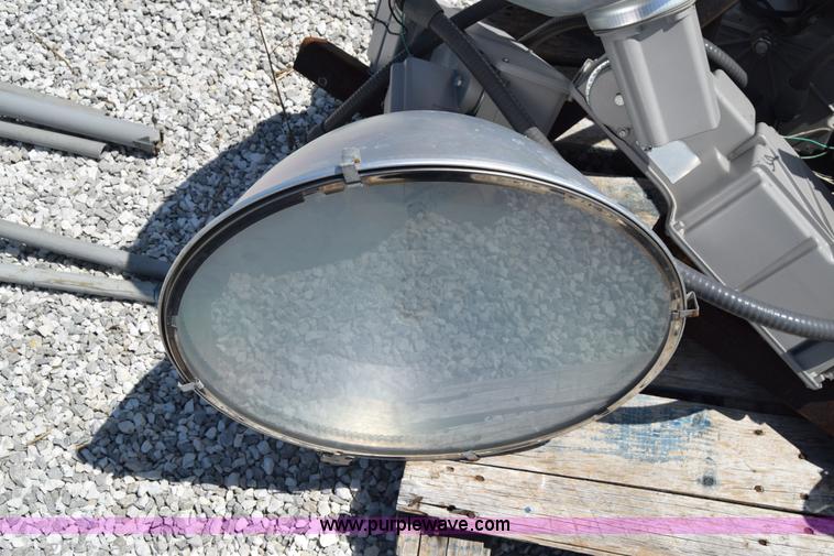 image for item AZ9050 Assorted items