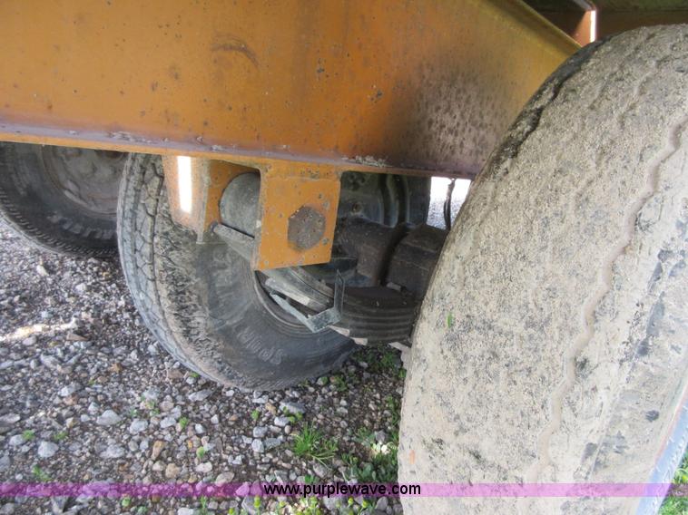 image for item BA9281 2005 Econoline MP1223DE equipment trailer