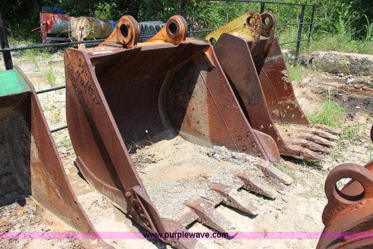 image for item BE9498 Bucket