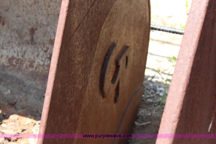 image for item BE9499 CP bucket