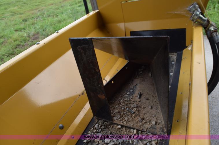 image for item BI9386 Hi-way TGC-18 side dump conveyor