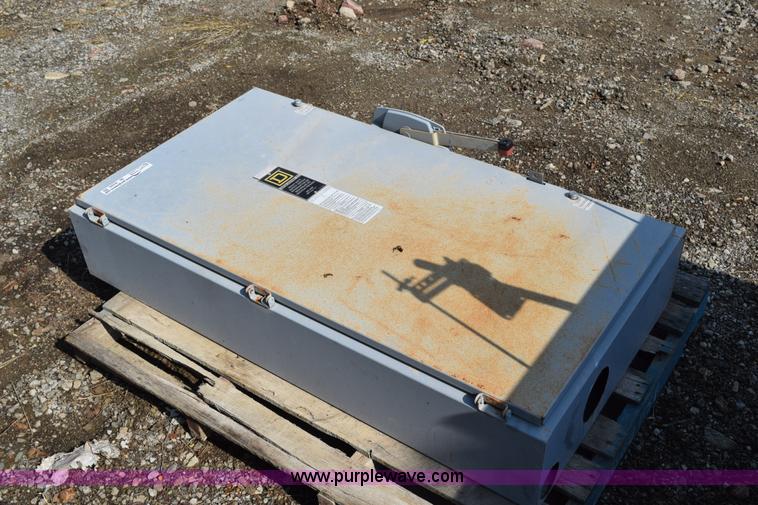 image for item BI9395 Square D breaker box