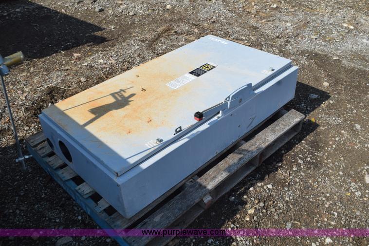 image for item BI9395 Square D breaker box