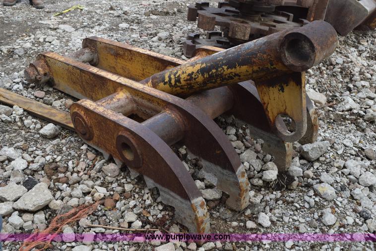 image for item BI9398 Mechanical thumb