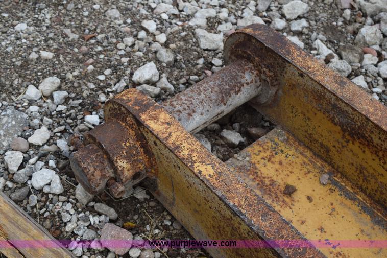 image for item BI9398 Mechanical thumb