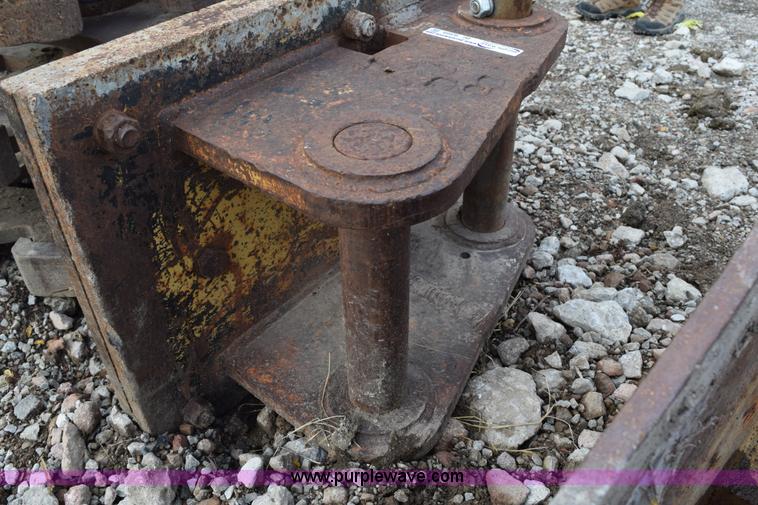 image for item BI9399 Excavator compaction wheel