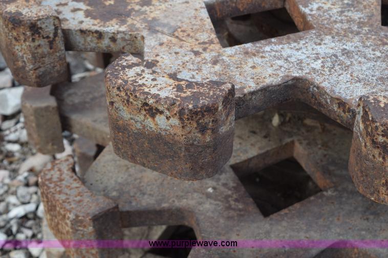 image for item BI9399 Excavator compaction wheel