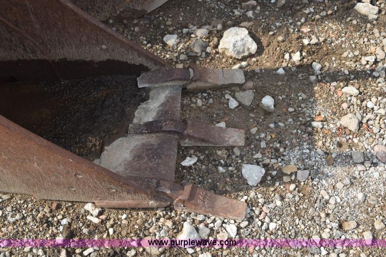 image for item BI9401 Backhoe bucket