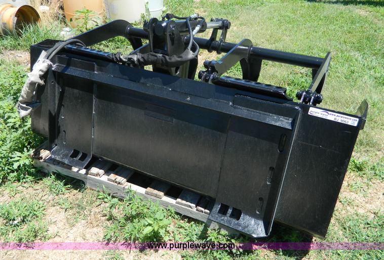 image for item BJ9063 Melroe skid steer grapple bucket