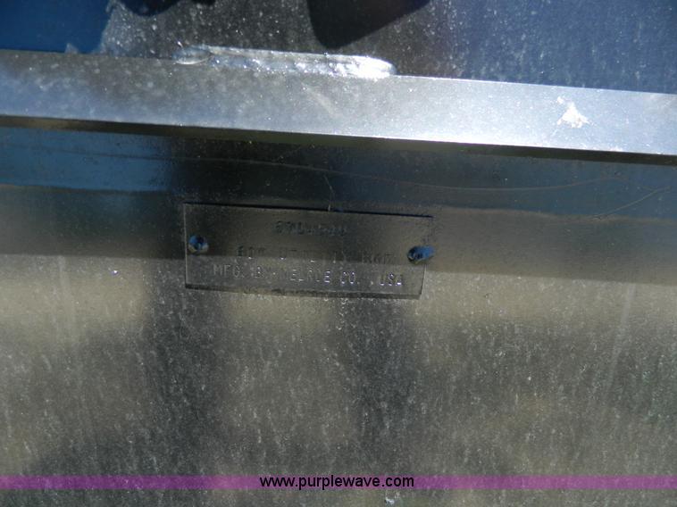 image for item BJ9063 Melroe skid steer grapple bucket