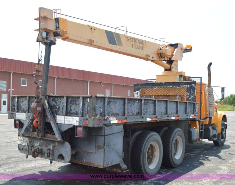 image for item BK9706 1995 International 4900 crane truck