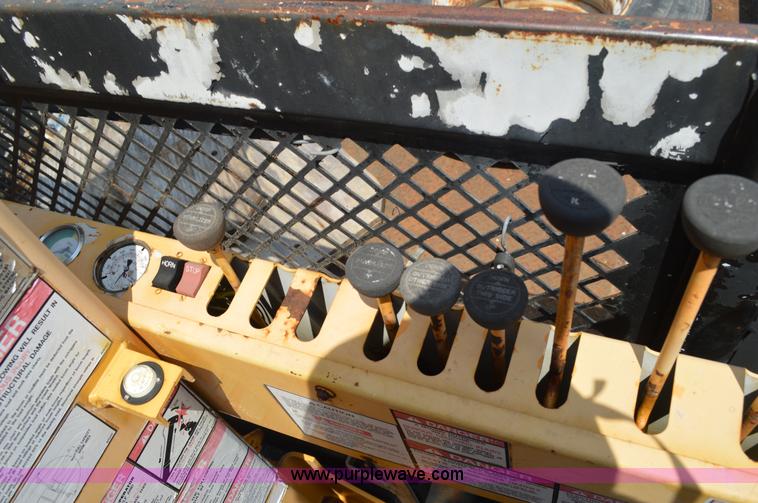 image for item BK9706 1995 International 4900 crane truck