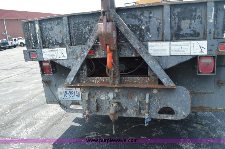 image for item BK9706 1995 International 4900 crane truck