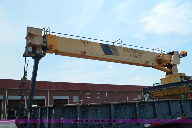 image for item BK9706 1995 International 4900 crane truck