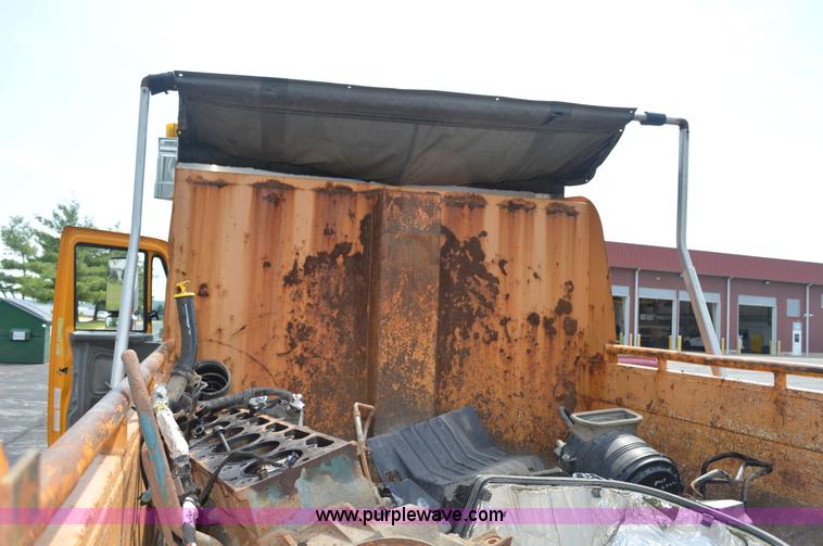 image for item BK9712 2006 International 7400 dump truck