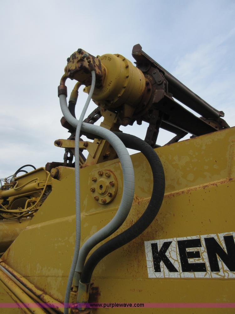 image for item H4149 1972 Caterpillar 623B elevating scraper