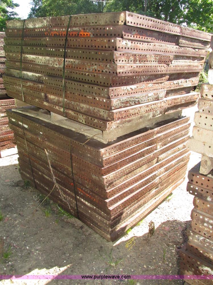 (130) Efco concrete wall forms in Sioux City, IA Item H4529 sold