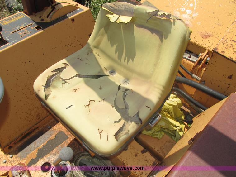 image for item H4539 1988 Case 760 trencher