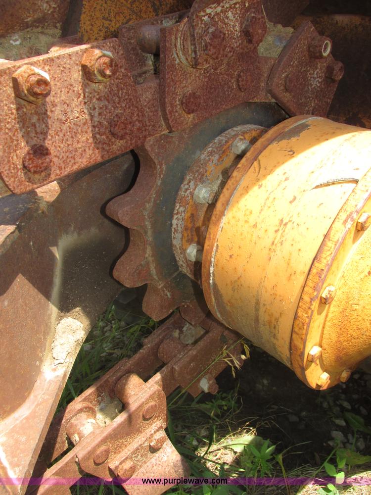 image for item H4539 1988 Case 760 trencher