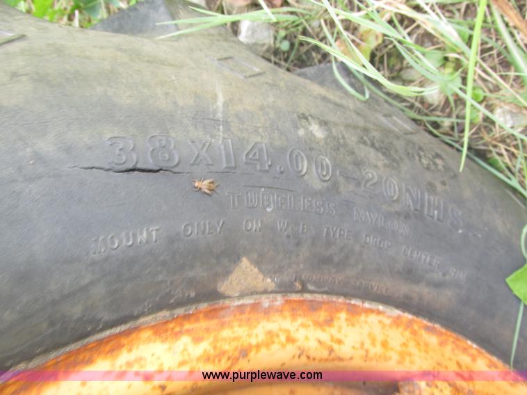 image for item H4539 1988 Case 760 trencher