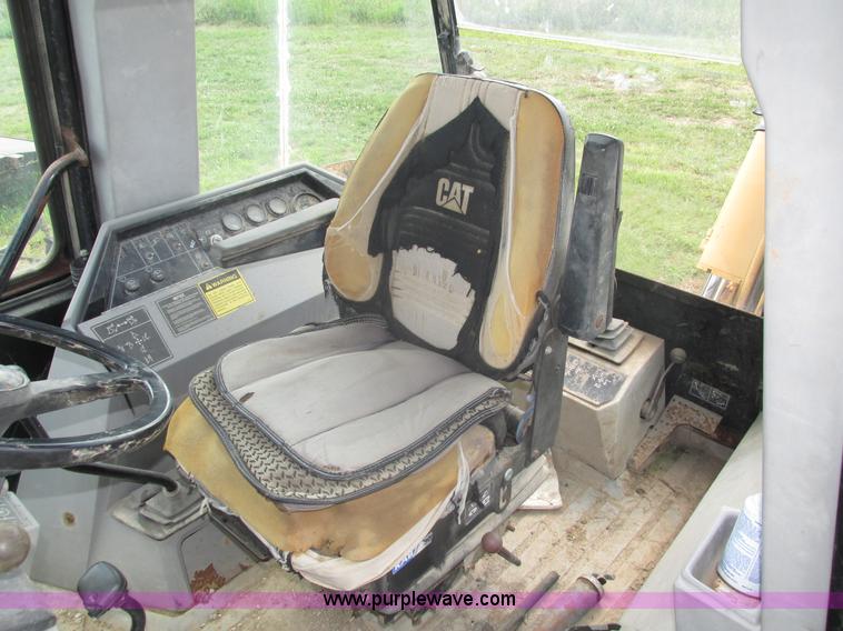 image for item H4542 1994 Caterpillar 426B backhoe
