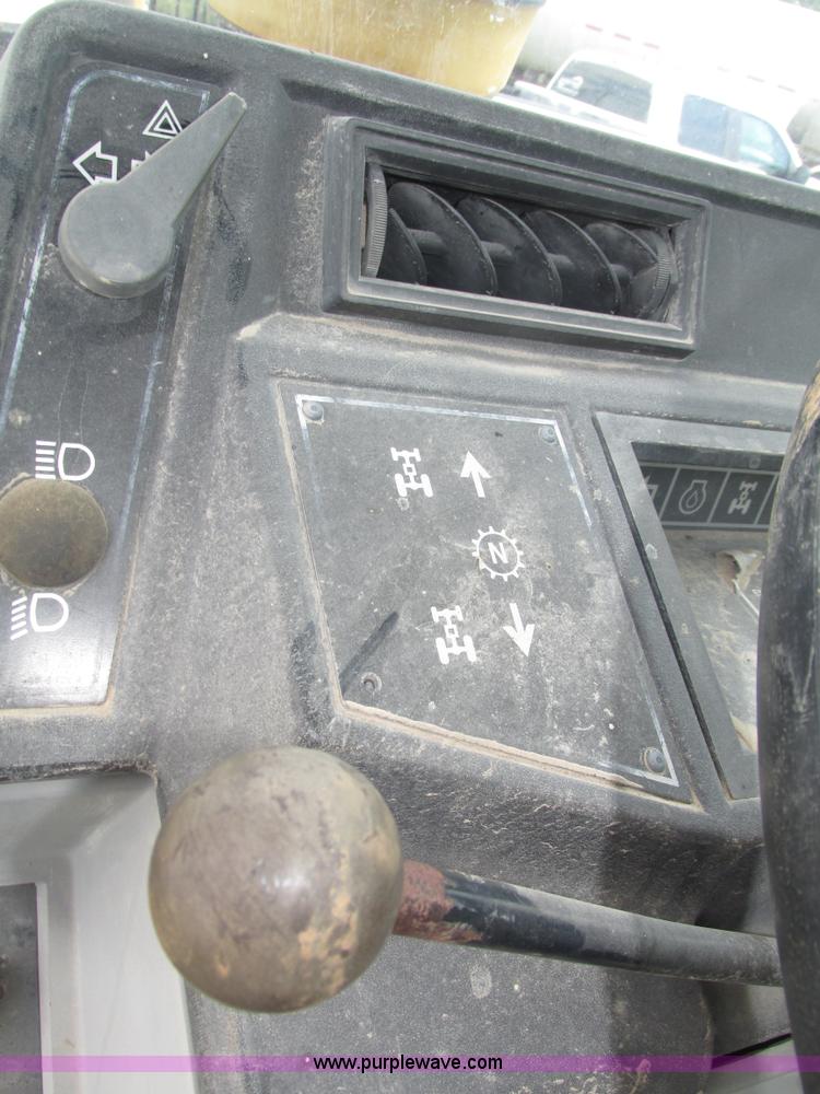 image for item H4542 1994 Caterpillar 426B backhoe